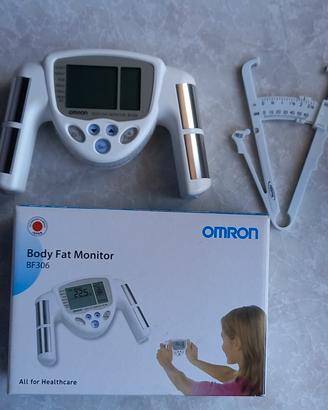 Body fat monitor Omron BF306 e plicometro