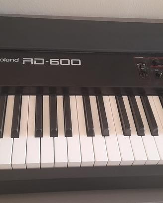 RIBASSO !!!!!!    Pianoforte digitale Roland RD600