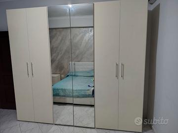Armadio+ comò+ 2  comodini