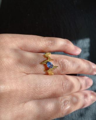 Anello di tanzanite in argento