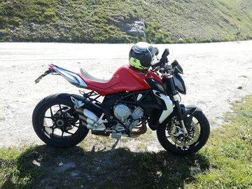 Mv Agusta Brutale 675
