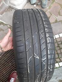 Gomme estive KUMHO 255/45 ZR20 105Y