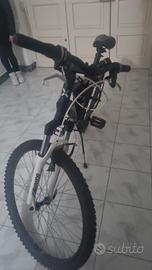 B'Twin Rockrider 340