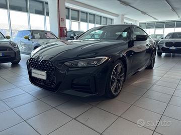 BMW Serie 4 M440i 48V xDrive Coupé