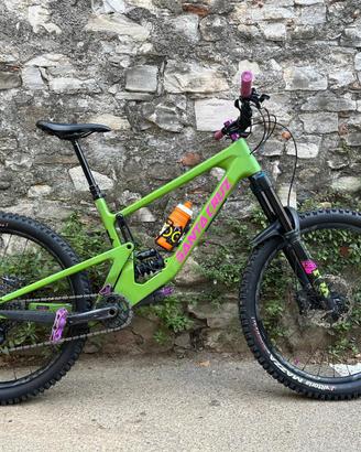 Santa cruz nomad