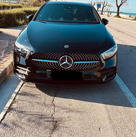 Mercedes Classe AW177 180d Premium-Pari al nuovo
