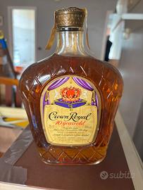 Whisky Croun Royal 10 years old