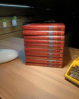 Collezione 10 libri Storia Universale Dell'Arte