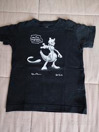 T-shirt Uniqlo 
Daniel Arsham Pokémon 
Mew Two