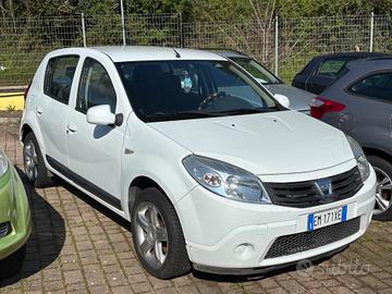 Dacia Sandero 1.2 16V GPL 75CV permute garanzia fi