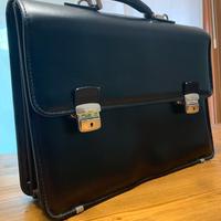 Valigetta 24 ore Pollini in pelle mai usata