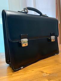 Valigetta 24 ore Pollini in pelle mai usata