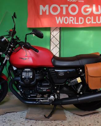 Moto Guzzi V7 III Stone
