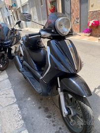 Beverly 125 tourer