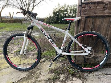 Mountain Bike Shockblaze Pro R7 – ruote 26” –
