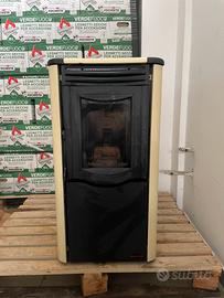 Stufa a pellet 6kw