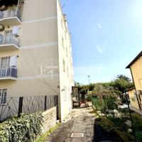 LUMINOSO BILOCALE CON AFFACIO LIBERO SUL PARCO