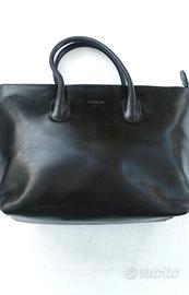 Borsa nera Furla in pelle