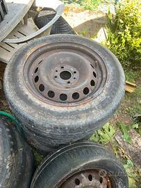 4 Cerchi in ferro Fiat punto R14