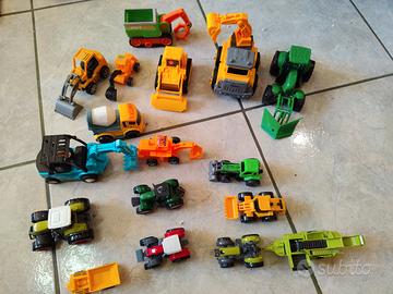 Enorme lotto 19 veicoli giocattolo per bambini