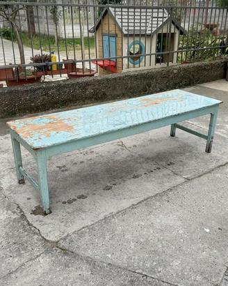 fine '800 stile industriale o scuola 