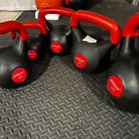 Lotto Kettlebell physionics 20kg, 10kg ecc