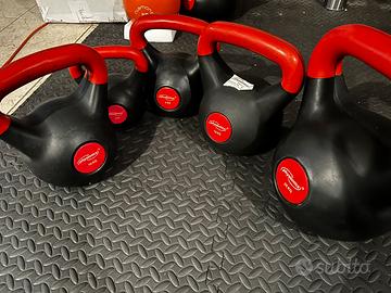 Lotto Kettlebell physionics 20kg, 10kg ecc