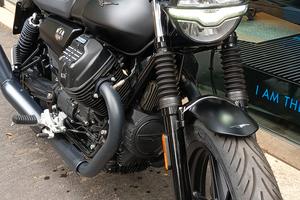 Moto Guzzi V7 IV STONE 35 KW E5