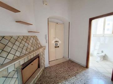 2 LOCALI A FOGGIA