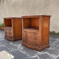 Comodini in legno vintage