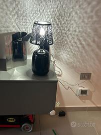 Lampada da tavolo design moderno