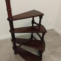 scaletta libreria in legno