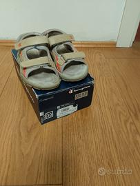 sandaletti da trekking  marca Champion n. 30