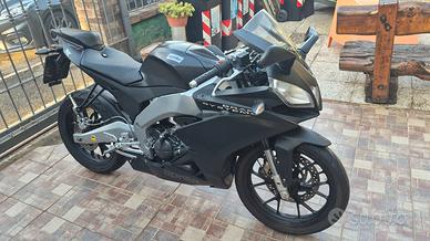aprilia rs4 125 