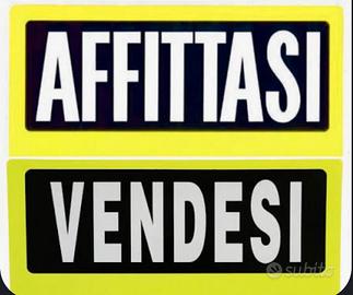 Capannone con uffici