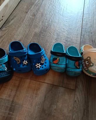 Crocs 4 paia