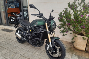 Benelli Leoncino 800 KM 0