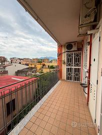 Appartamento di 90 m² con 3 locali a Pomigliano d'