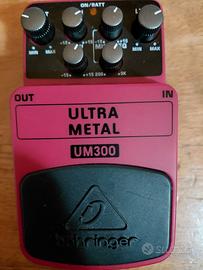 distorsore chitarra Behringher ultra metal Um300 