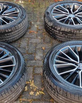 Cerchi in lega originali Lexus NX 450+