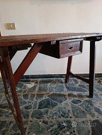 tavolino a capretta 800 originale