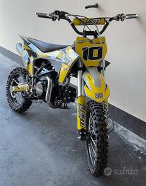 Lem motor 125 4 marce