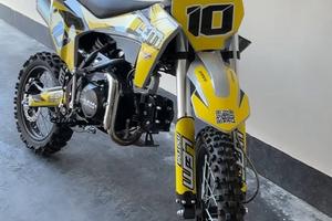 Lem motor 125 4 marce