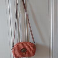 Borsa a tracolla in rafia