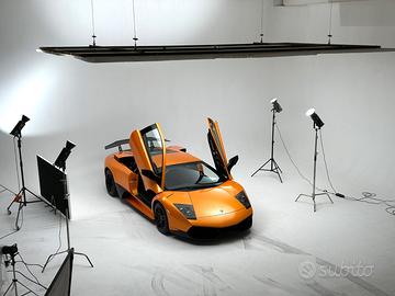 Servizio fotografico auto e moto in studio