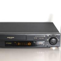 Registratore VHS Panasonic NV-HD101
