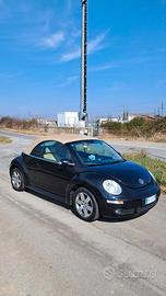 Volkswagen New Beetle Cabrio (nuovo Maggiolino)