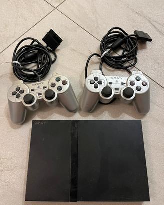 PlayStation 2 slim con giochi