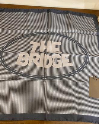 Foulard in seta The Bridge