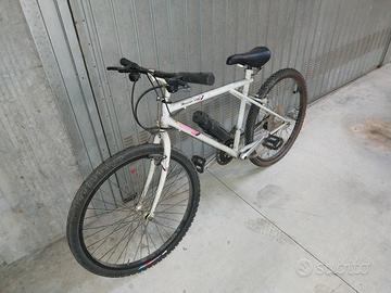 bici mountain bike 26pollici